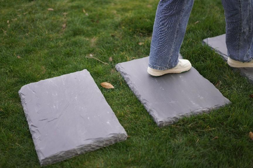 GARDEN STONE